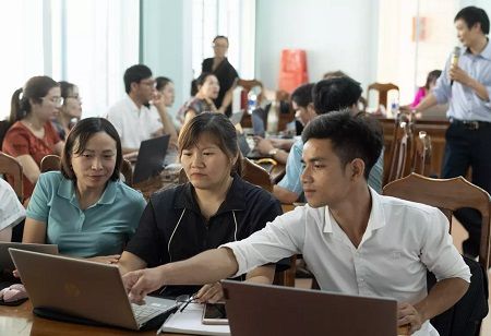 UNICEF Empowers Teachers in Kon Tum with AI for Education