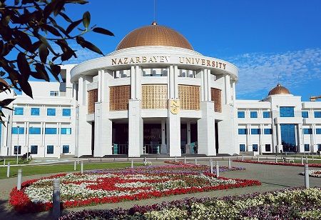 Kazakh PM Reviews Breakthroughs at Nazarbayev University Technopark