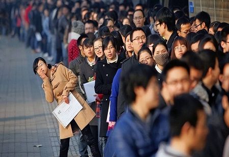 China Faces Job Crisis: Under 50 Percent of New Grads Secure Employment