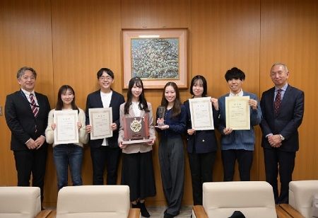 Sophia University Claims 2nd Place at 23rd Negotiation Competition