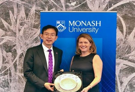 Monash & Tsinghua Strengthen Collaboration on Global Education